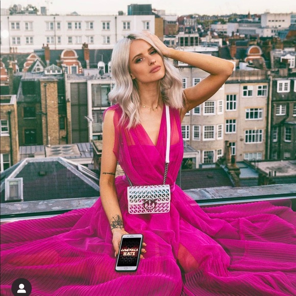 Meet your Posher, Mei - Picture 1 of 1